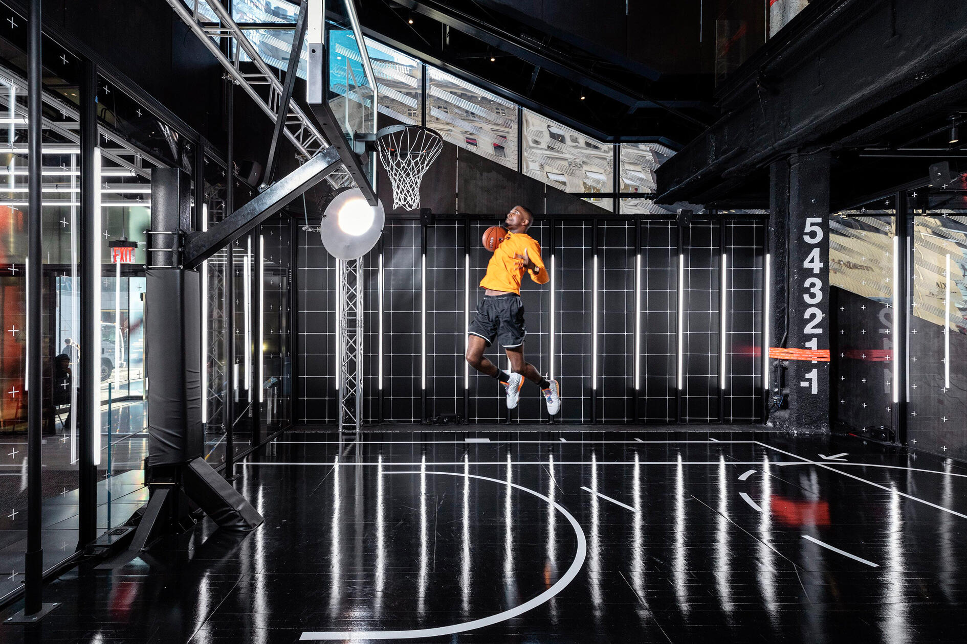 Bullet-time photography tech with SpliceBoys in NYC | Nike